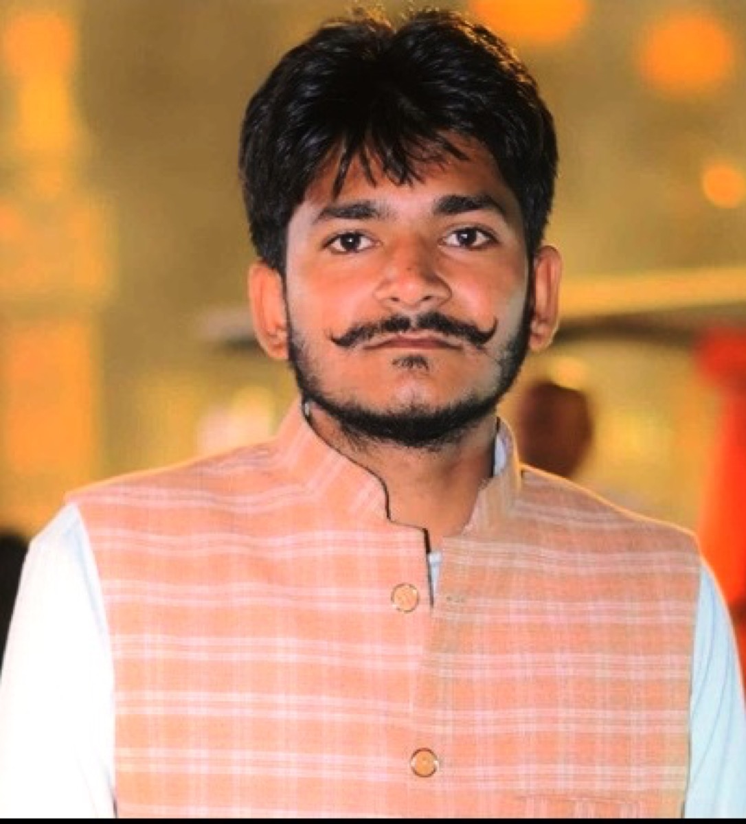 Shivam Pandey, Founder of Yuva Prerna Foundation